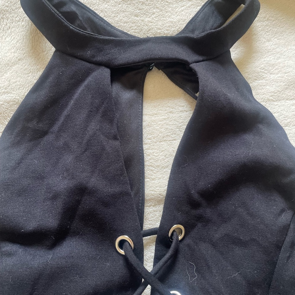 Backless jumpsuit - Picture 3 of 5